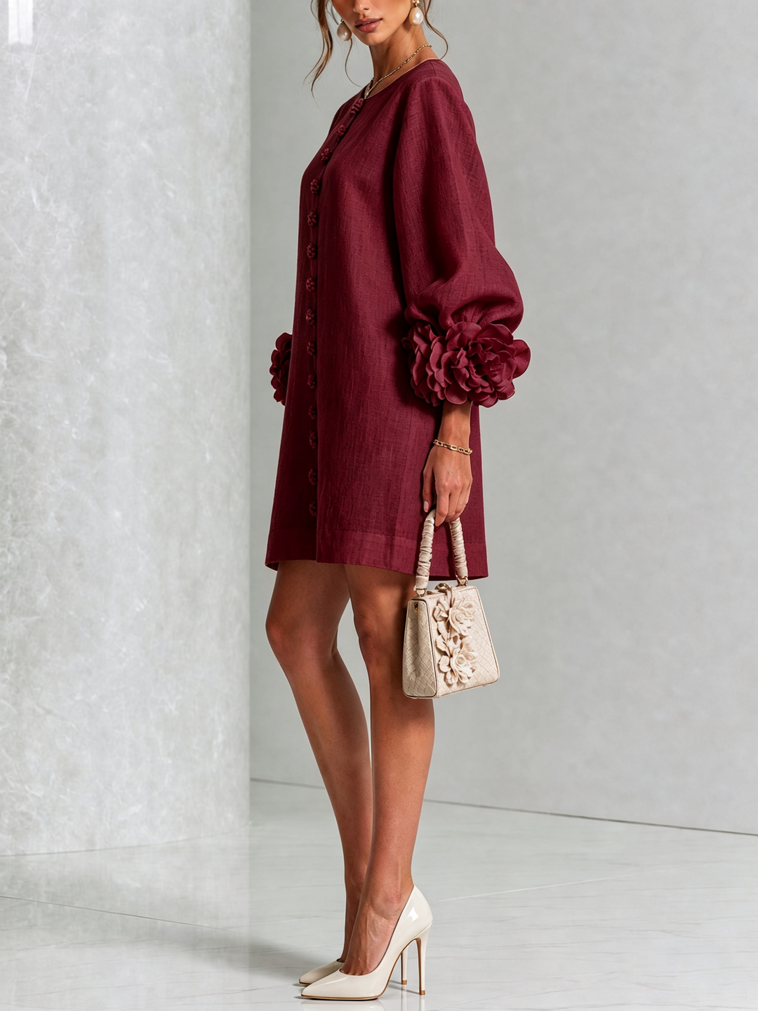 Silvia | Vestido Mini com Botões e Punhos Florais