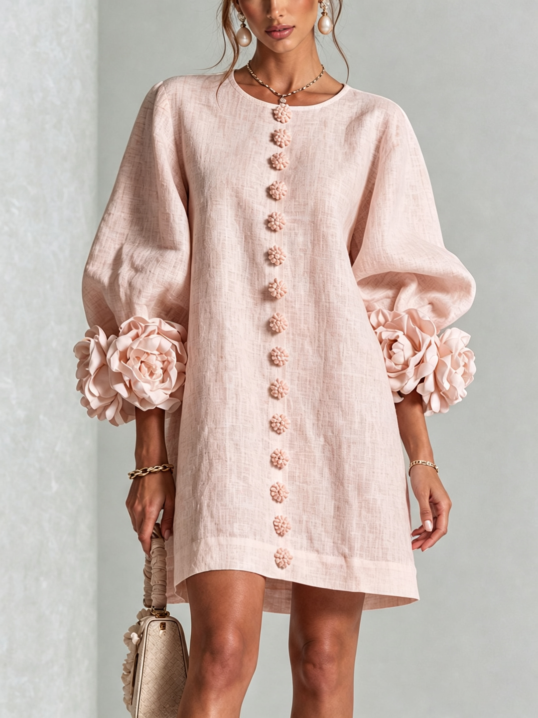 Silvia | Vestido Mini com Botões e Punhos Florais
