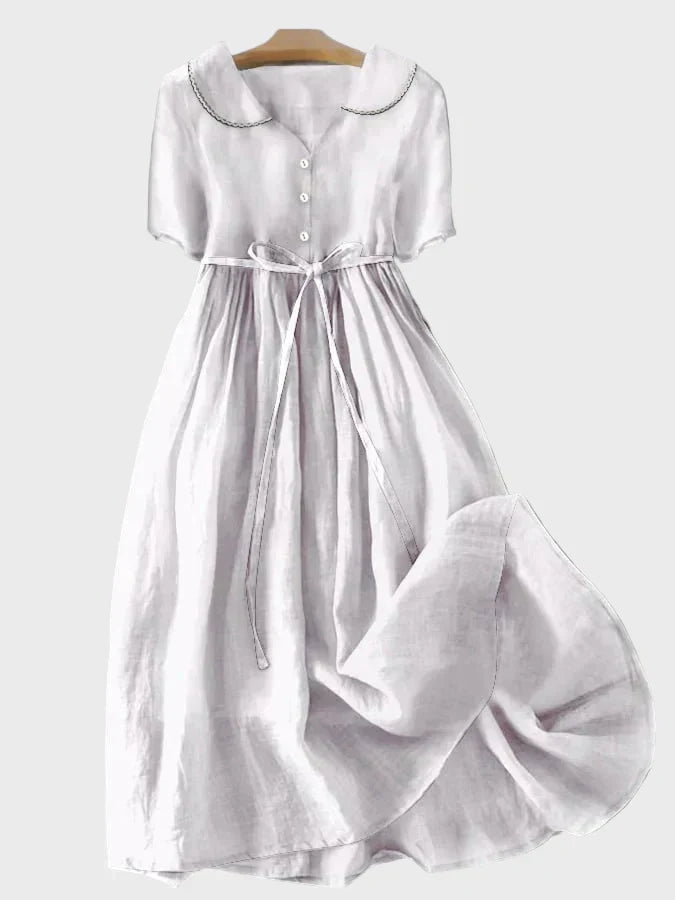 Vestido Clássico com Botões